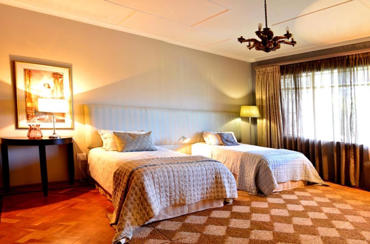 The White House * Johannesburg