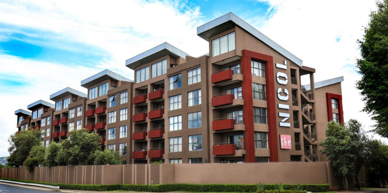 Aparthotel The Nicol And 3*
