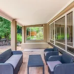 Chalet 5 Cosmos