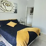 Kaleaba House In A Picturesque Setting - Oakdene