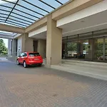 305 Sandton Skye