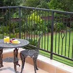 Gallo Manor Executive Bed & Breakfast