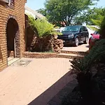 Endlovini Guest House