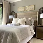 57 On Stig Luxury Studio Apartment 9