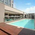 1 Bedroom Luxury Apartment Sandton Skye