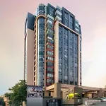 1 Bedroom Luxury Apartment Sandton Skye