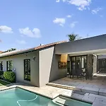 13 Sandown Valley, Sandton