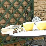 Linden Gap Guesthouse