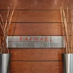 Raphael Penthouse 205