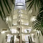 Urban Hip Hotels - Splice