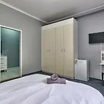 Inn & Out Sandton