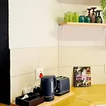 Kami Kukakho: Stunning, Secure 2 Bed Apartment In Bryanston, Sandton
