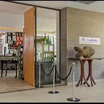 Sandton Skye Prime Apartment
