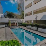 Modern One Bedroom Apartment In Rivonia