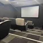 Cozy 1 Bedroom Apartment With Free Wi-Fi