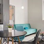 Luxury 2Bed Opposite Woolies On Gandhi Square+Wifi