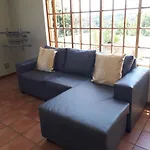 Cottage, Close To Uj, Milpark, Wits