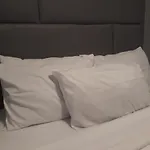 One Perfect Stay Rosebank