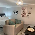 163 On Bez, Apartment 9