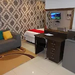 Diamond Suite With Stylish Luxury Bedroom With Netflix, Dstv, & Youtube