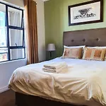 Westpoint Sandton Skyline Apartment