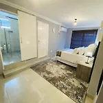 163 Bez Apartment 11