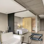 Melrose Arch Luxury Apartment - With Generator
