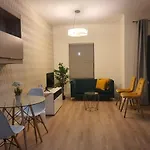 Stunning, Modern 1 Bedroom Apartment Sandton
