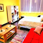 Cosy Condo In Maboneng\'S 12 Decades Art Apartments