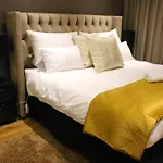 Apartment In Sandton, Masinginta Towers