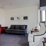 Davinci Hotel On Nelson Mandela Square