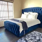 76 Darwin Guesthouse