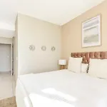 Tyrwhitt Luxury Apartment In Rosebank