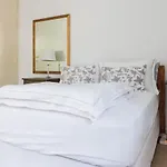 Sandton Stay Casa Rosa