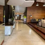 Apartment On 8Th