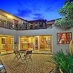 Amakoekoe Guest Lodge & Conference Venue