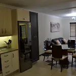 Cottonwoods Apartment For Family, Friends And Business Trips.