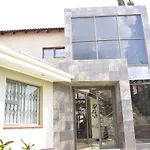 Lalela House