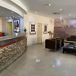 Mapungubwe Hotel Apartments Marshalltown