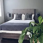 Cottage In Sandton