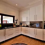 Lush Lux Bryanston Villa