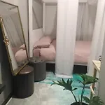 Private Apartment In Jewel City