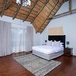 Charming Country Villa Sandton With Back Up Power & Water