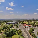 Reserved Suites Illovo