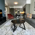 The Tyrwhitt Rosebank Apartments (Adults Only)