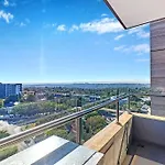 Exclusive 2Bed/2.5 Bath In Sandton