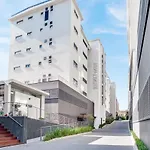 Urban Oasis Apartments At One Hyde Park