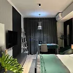 Explore Emerald Studio - Ellipse Waterfall