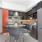 Tyrwhitt Stylish Apartment Rosebank