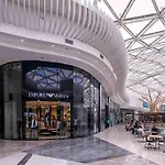 Explore Emerald Studio - Ellipse Waterfall